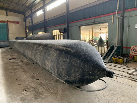 18-24 মি লম্বা ভাল বায়ু tightness কাস্টমাইজড দৈর্ঘ্য OEM জাহাজ লঞ্চিং রাবার এয়ারব্যাগ