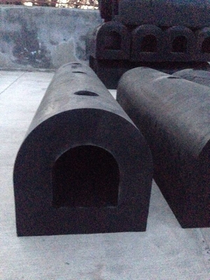 D আকৃতি PNEUMATIC RUBBER FENDER কম রক্ষণাবেক্ষণ এবং সহজ ইনস্টলেশন