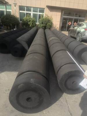 Abrasion Resistance Tugboat Roller Fenders Delivering Robust Dock Boat Protection With High Durability and Marine Safety